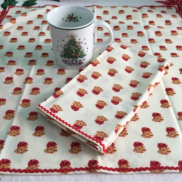 🔔 Handmade Vintage Style Golden Bells Napkins, Set of 2 🔔 - Picture 2 of 16